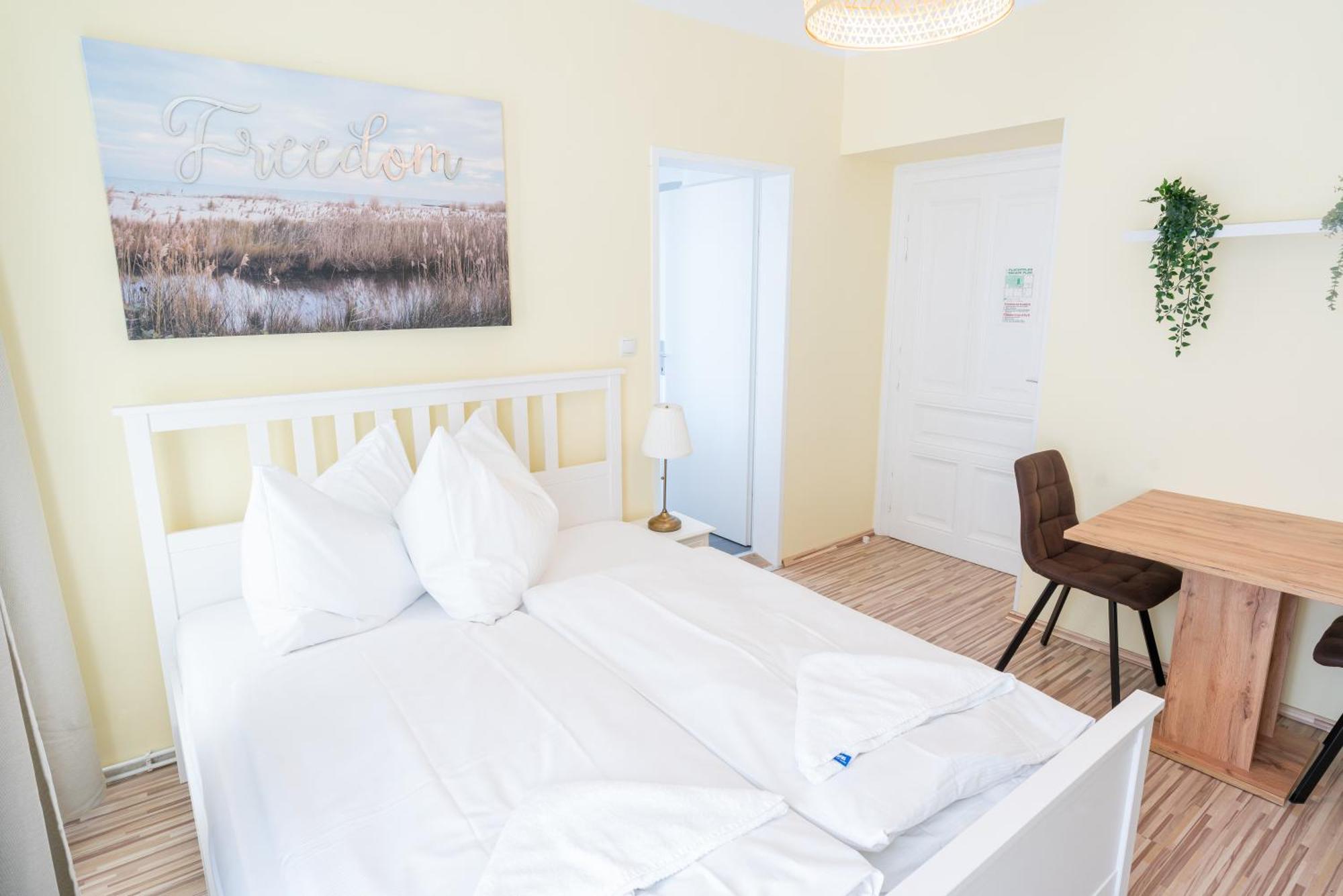 Hotel Schoenbrunn Вена Экстерьер фото