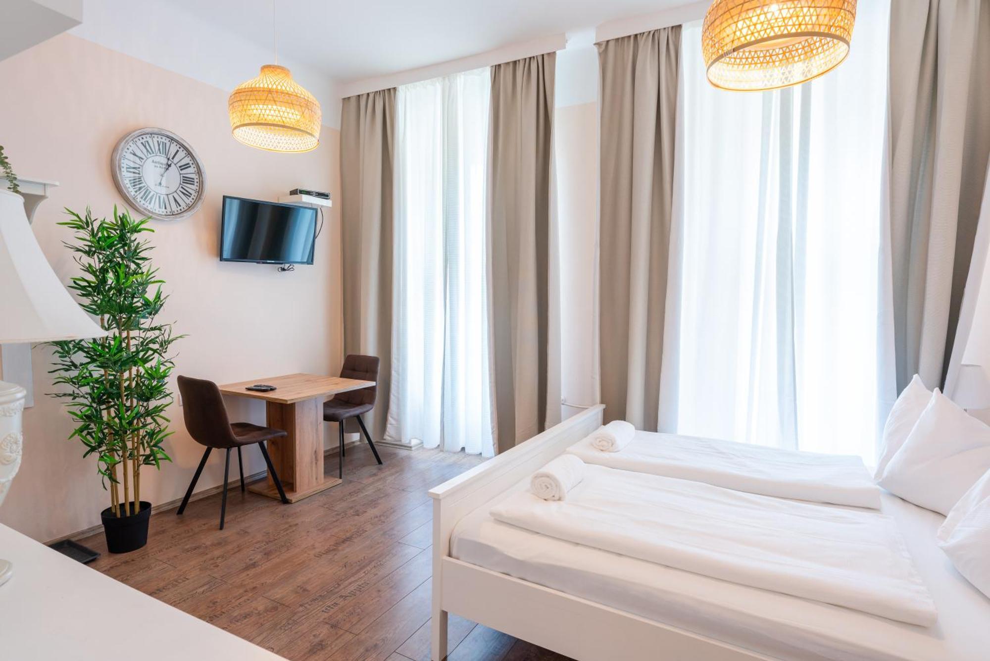 Hotel Schoenbrunn Вена Экстерьер фото